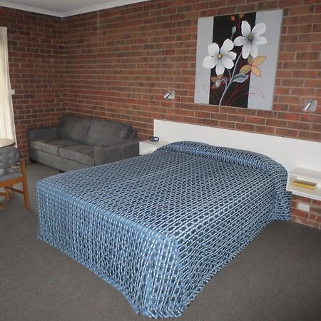 Tocumwal Golf Resort Buitenkant foto