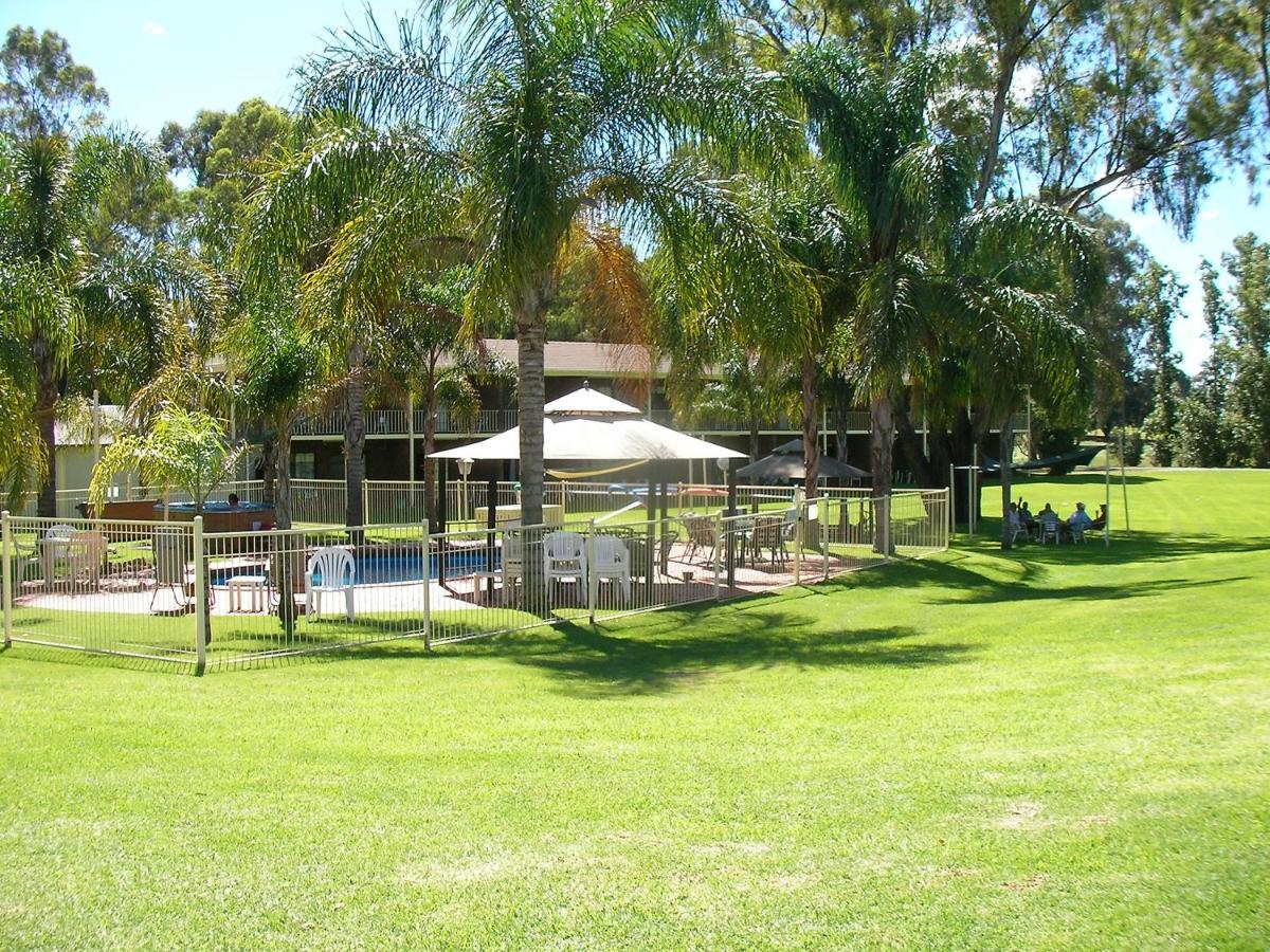 Tocumwal Golf Resort Buitenkant foto