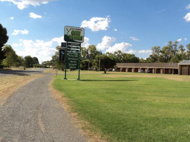 Tocumwal Golf Resort Buitenkant foto