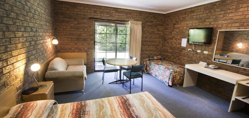 Tocumwal Golf Resort Buitenkant foto
